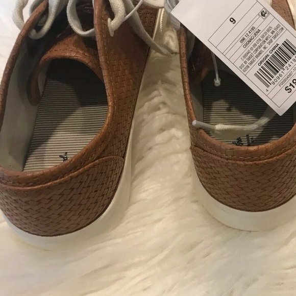 Universal Thread Cognac Tennis Shoe/Sneakers - Picture 7 of 13